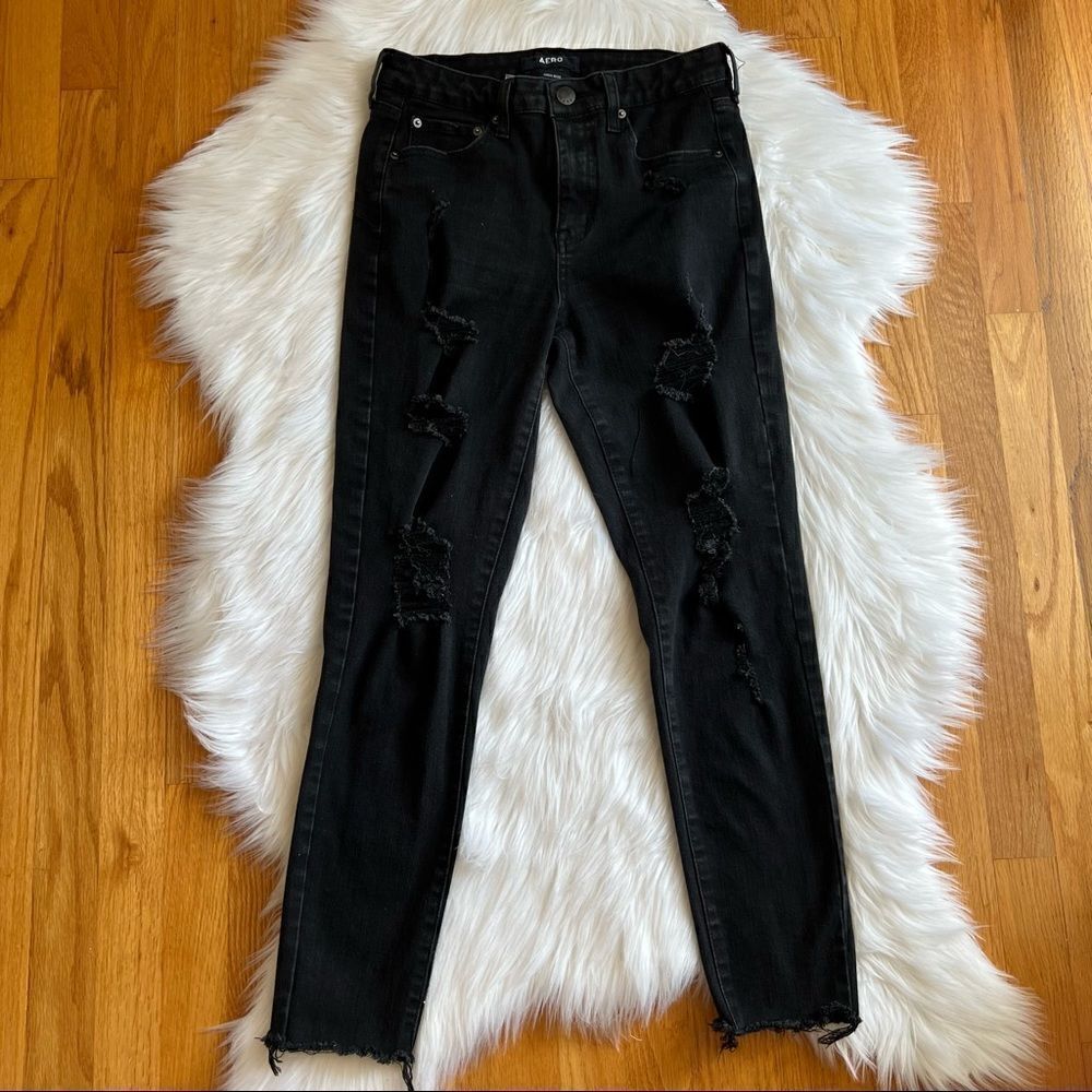 Women’s Black Aero Distressed High Rise Jeans Size 10
